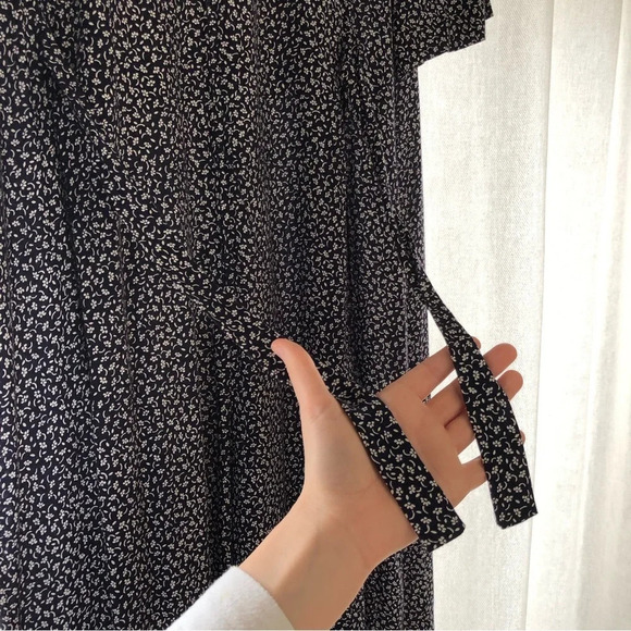 Vintage Jeffrey & Dara Floral Romper - Picture 5 of 10